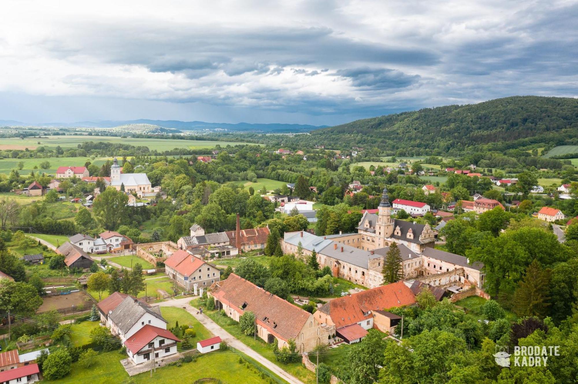 Palac Gorzanow 외부 사진